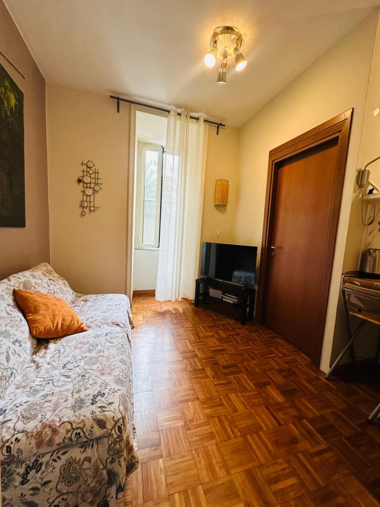 Vivere Roma Appartamento A San Giovanni Luaran gambar